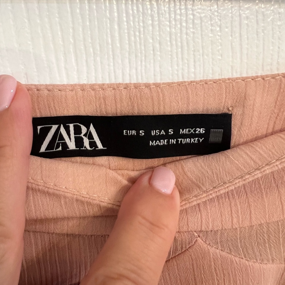 Zara mini skirt size  small - Picture 3 of 6